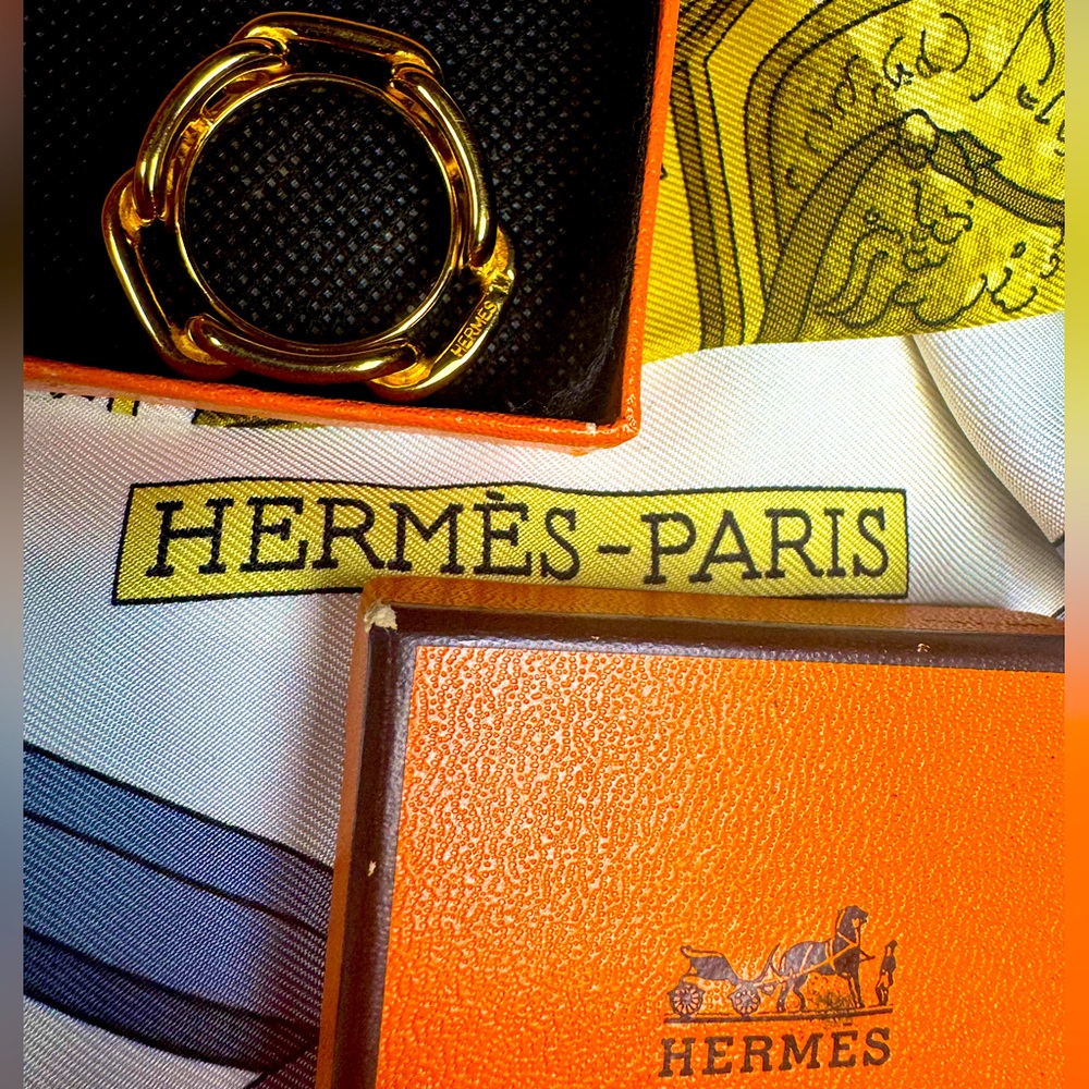Hermès Scarf Ring Chaine d’Ancre Vintage Gold Anchor Link Rare 1990s Boxed - Picture 3 of 9